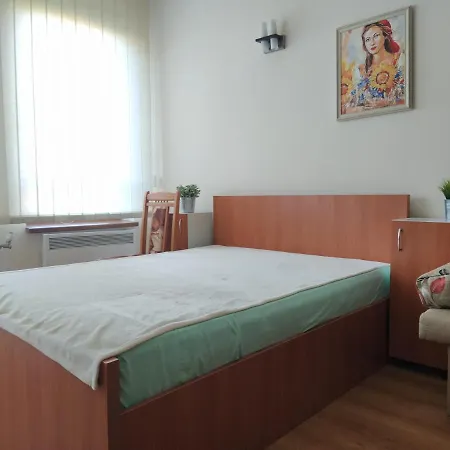 Pine Tree B11 Апартаменты *