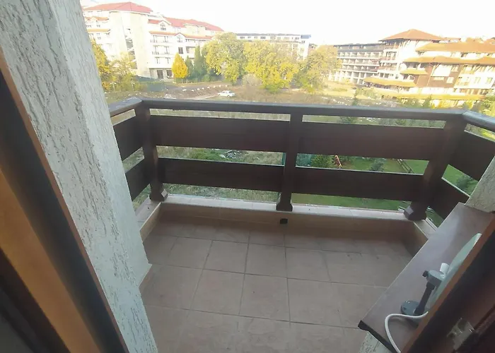 Lägenhet Pine Tree B11 *